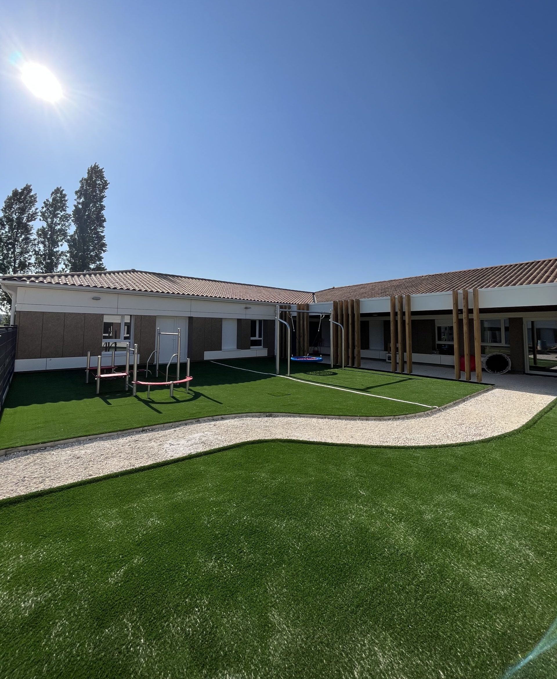 Le bâtiment extérieur de l'Institut médico-éducatif